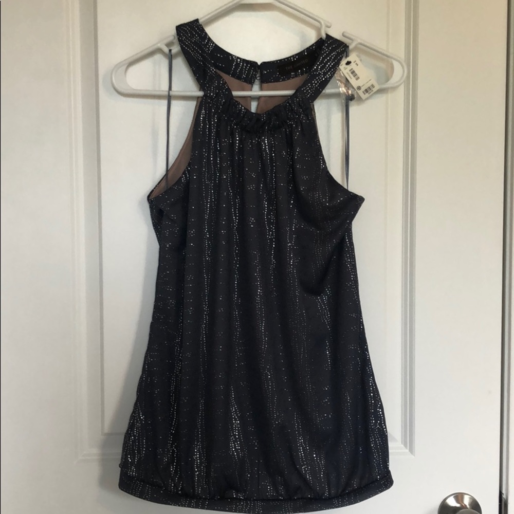 The limited gray blouse